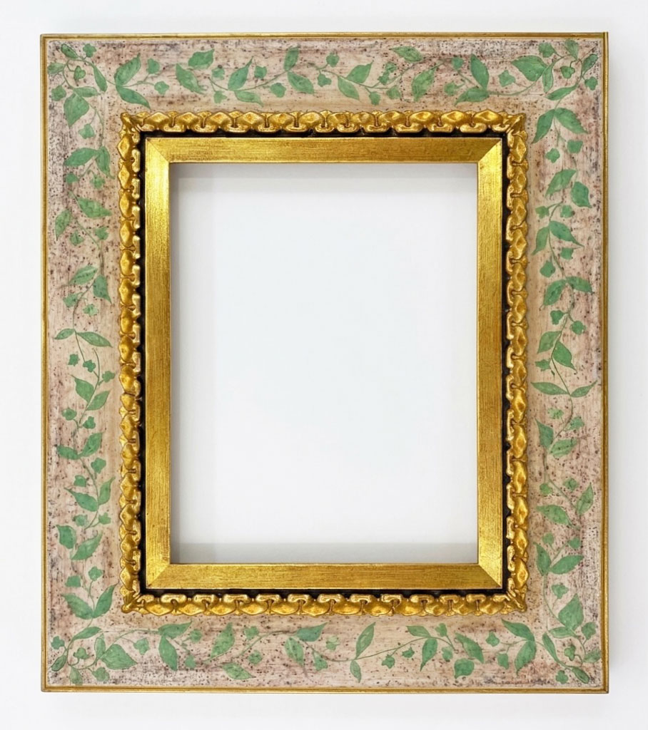 Paschos Sculpté rai de coeurs plat vieux blanc guirlande verte